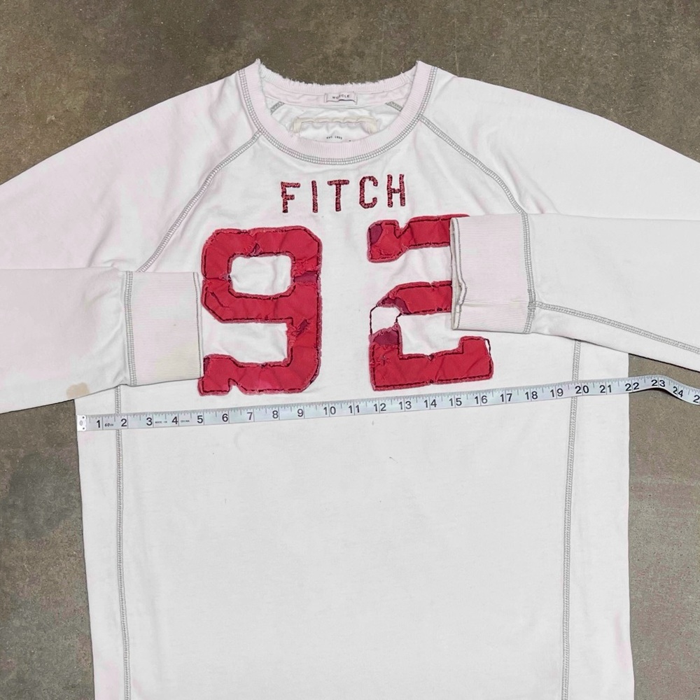White Long-Sleeve Crewneck Shirt with Red 92 Graphic - Picture 6 of 10